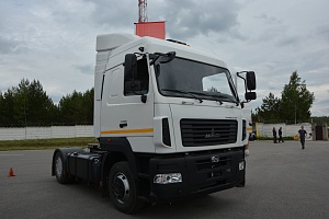 МАЗ-5440E8-520-031